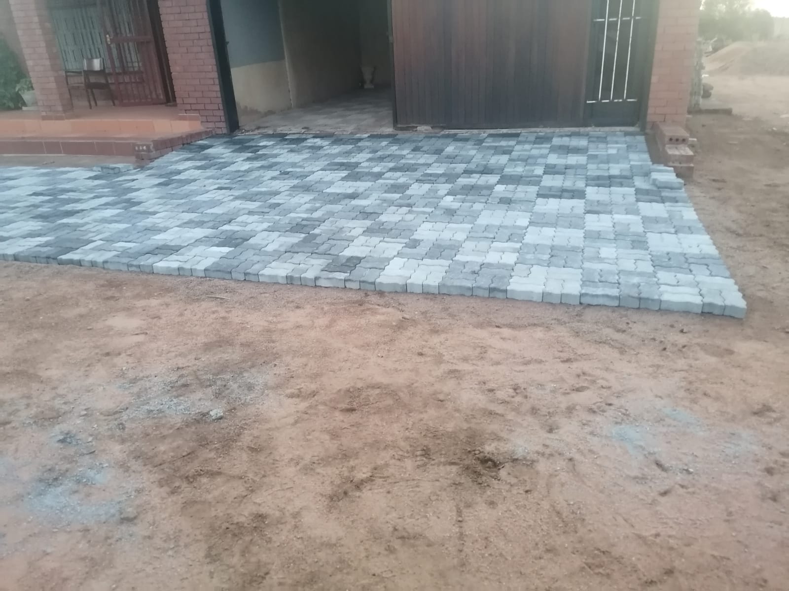 Iterlock  paving
